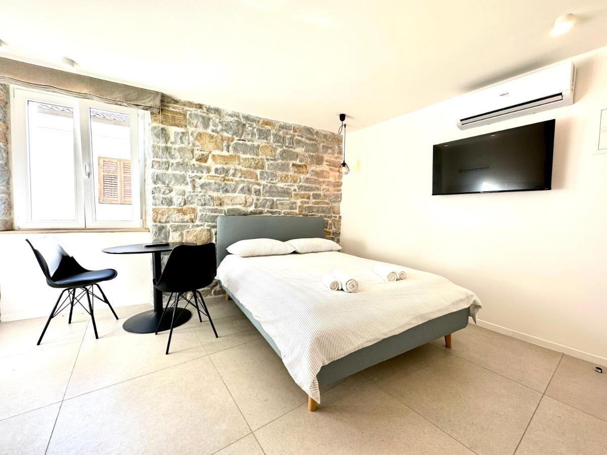 Damir Skomina Apartments Koper Exteriör bild