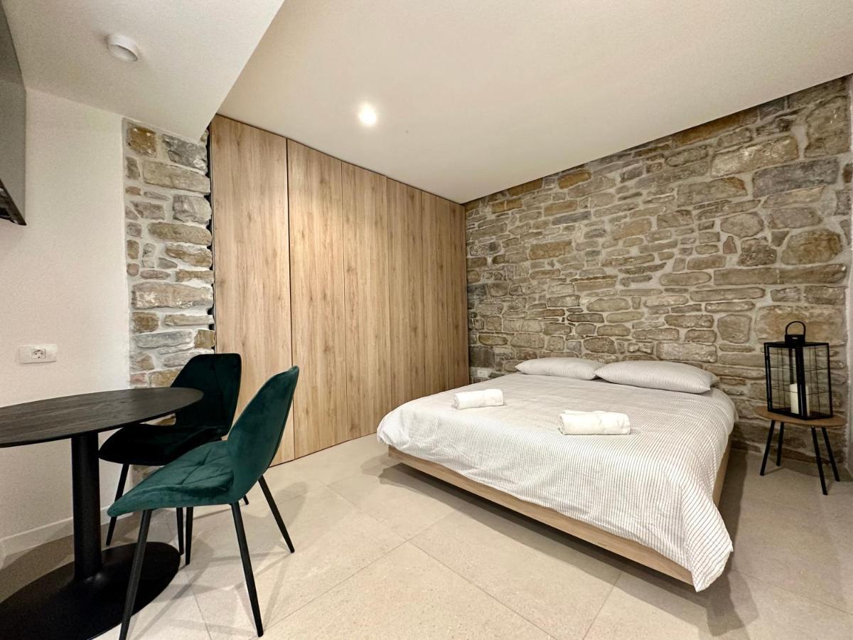 Damir Skomina Apartments Koper Exteriör bild