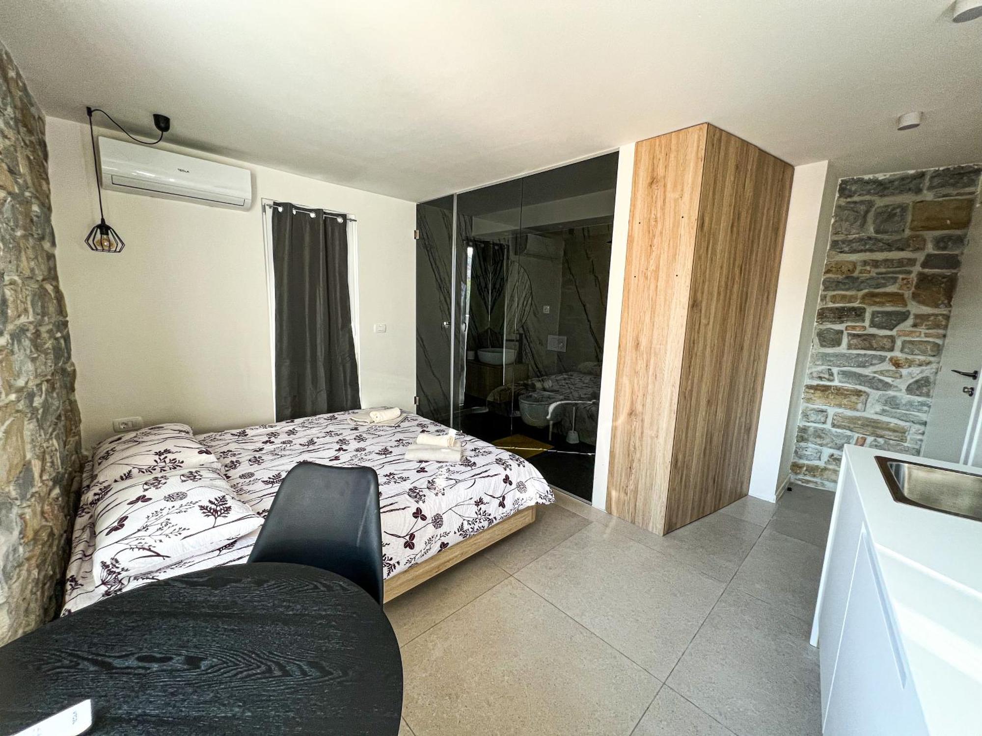 Damir Skomina Apartments Koper Exteriör bild